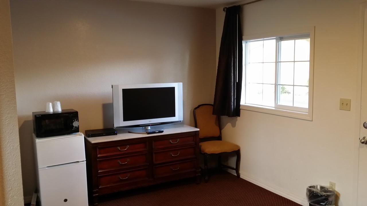Redwood Inn Willits Extérieur photo