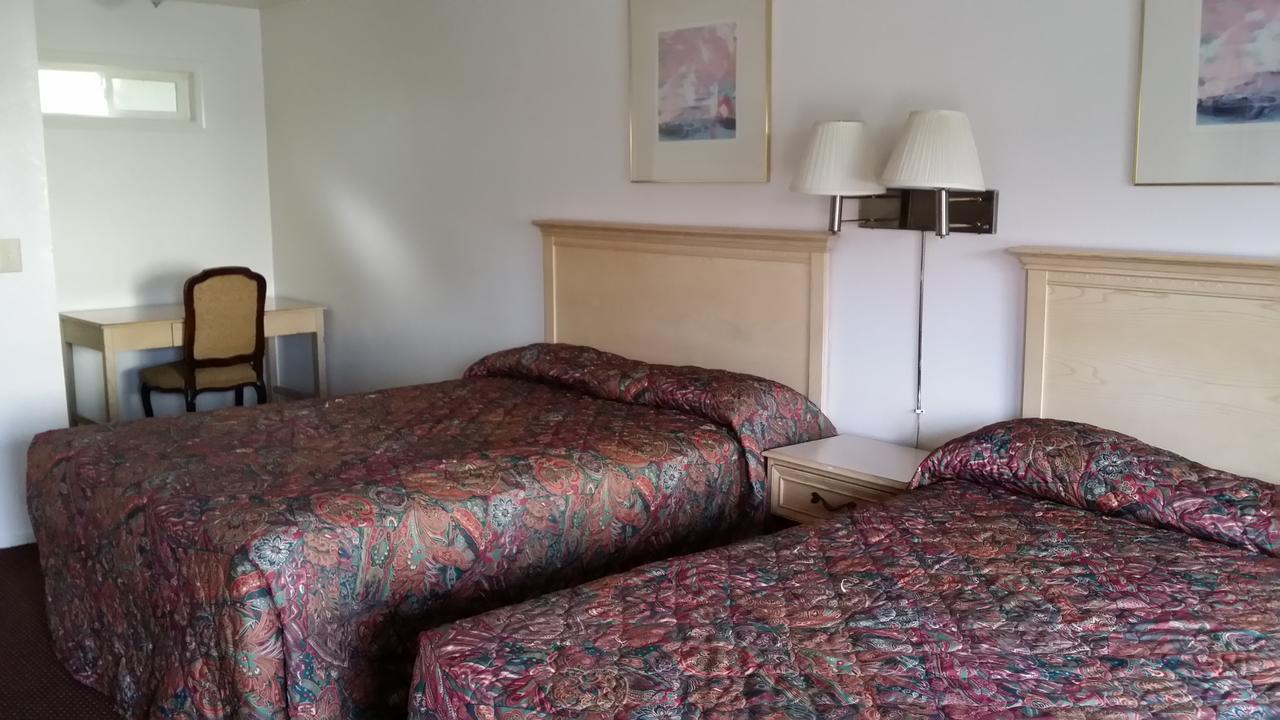 Redwood Inn Willits Extérieur photo